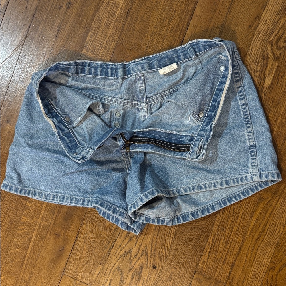 L.E.I. Women’s Jean Shorts, Great Condition! Junior’s Size 7, 100% Cotton - Picture 3 of 11